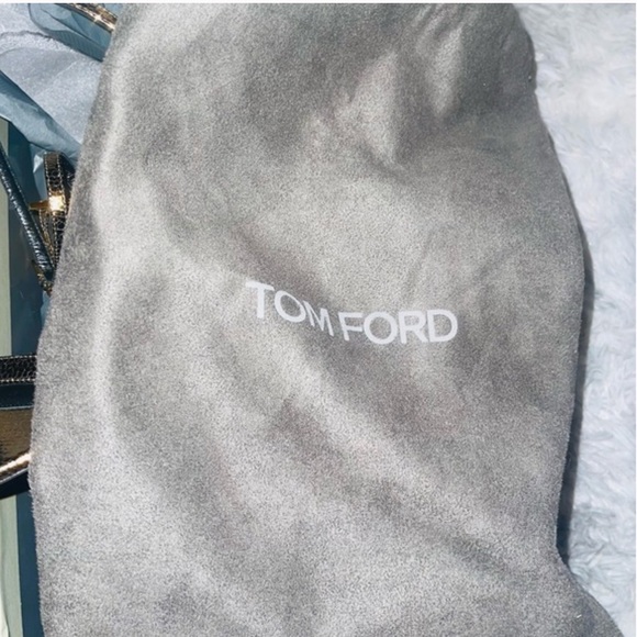 TOM FORD
Metallic Lizard-Print Lock High-Heel Sandals 105mm - Picture 6 of 6